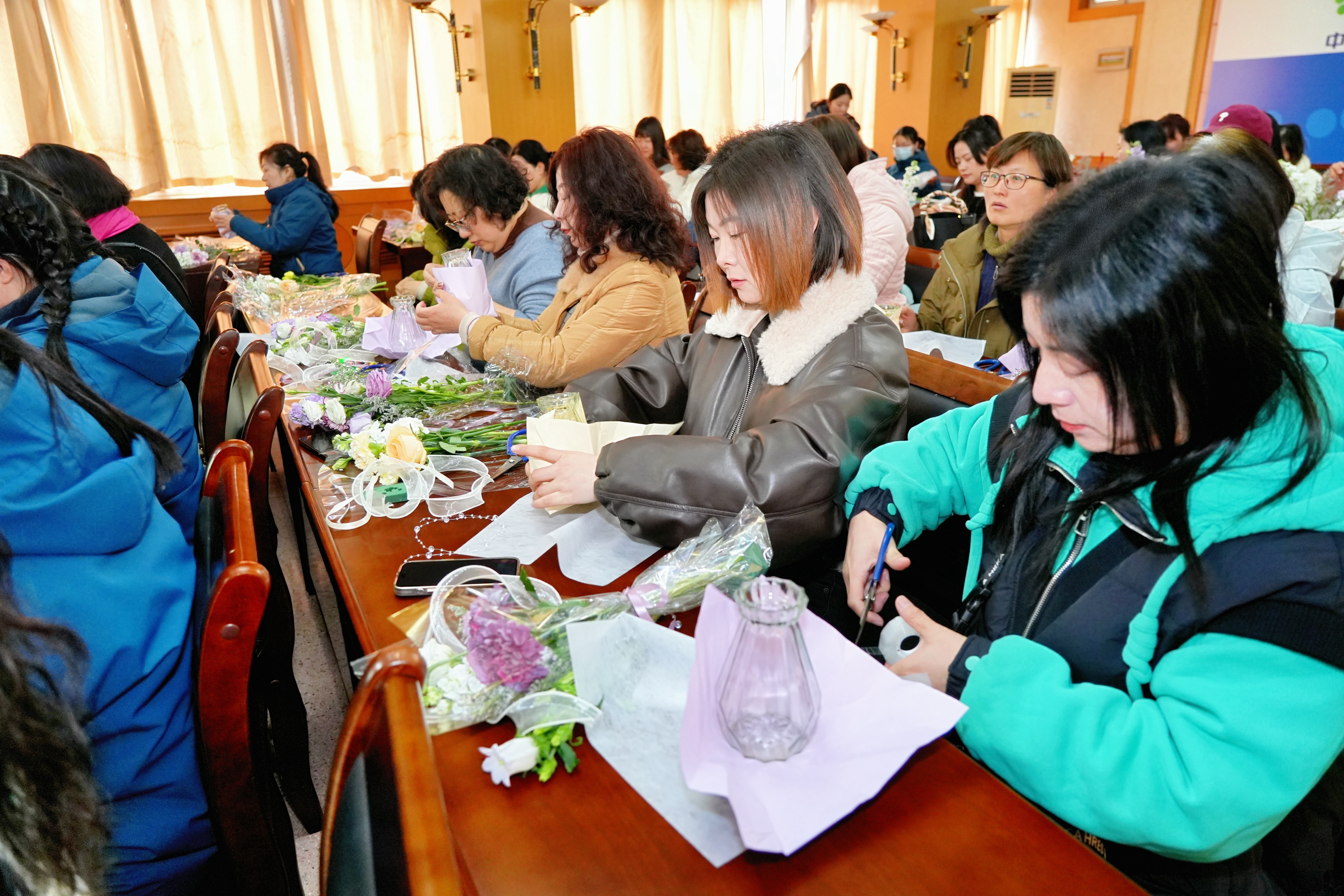 凝聚“她”力量  携手绽芳华 ——襄阳中环水务有限beat365官网开展“三八”妇女节主题系列活动